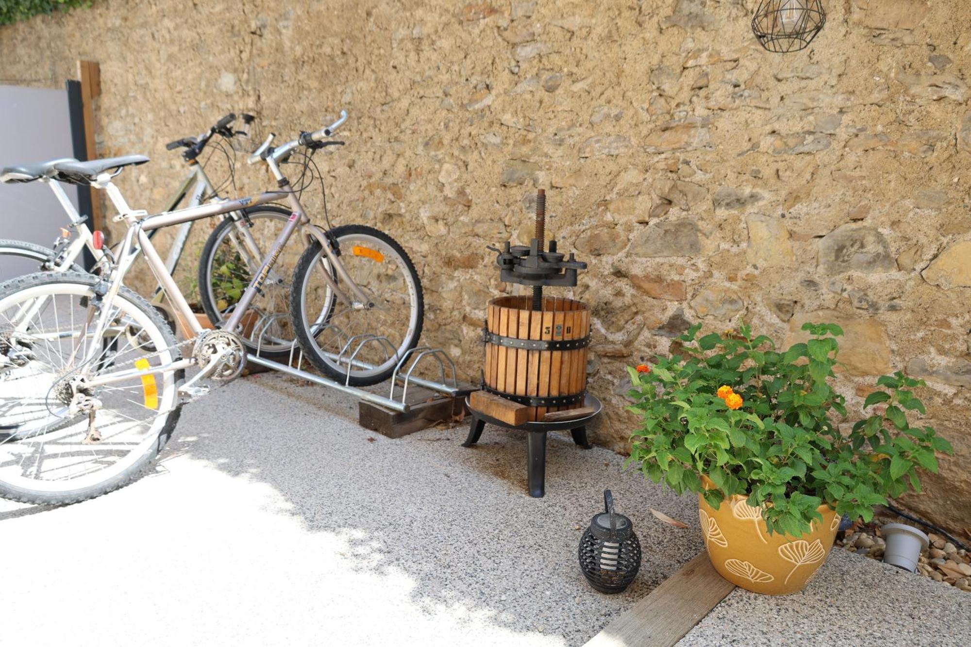 Maison Dix D'hotes Et Espace Bien Etre